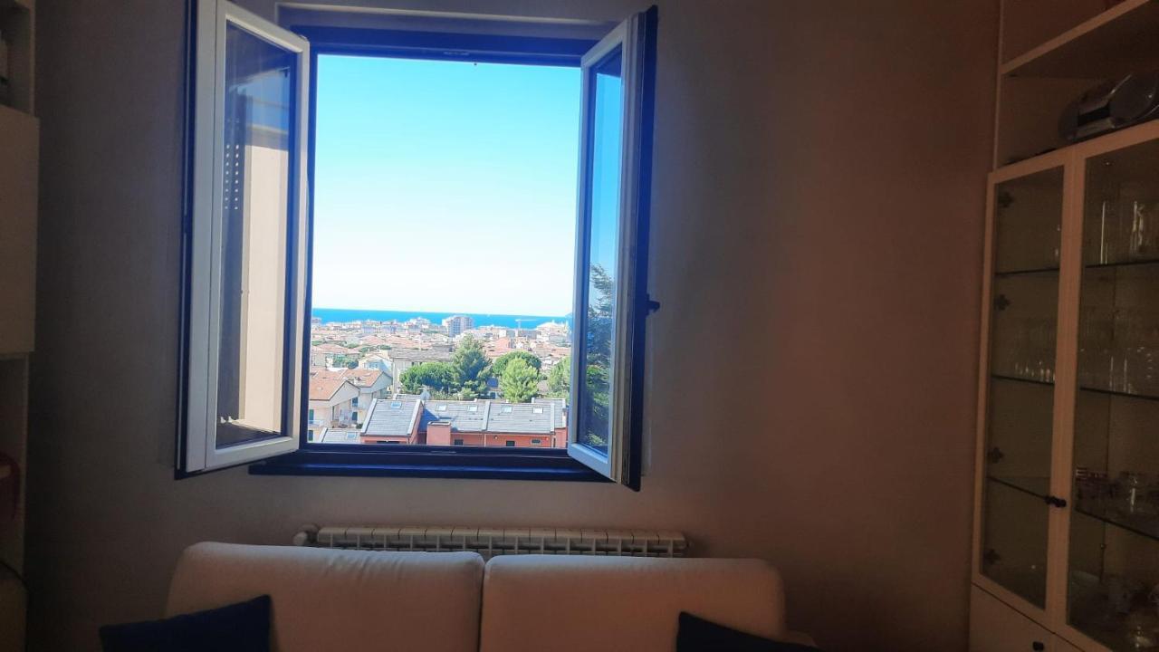 Appartamento Nuccia - Box Auto Gratuito E Biancheria Inclusa Pietra Ligure Exterior foto